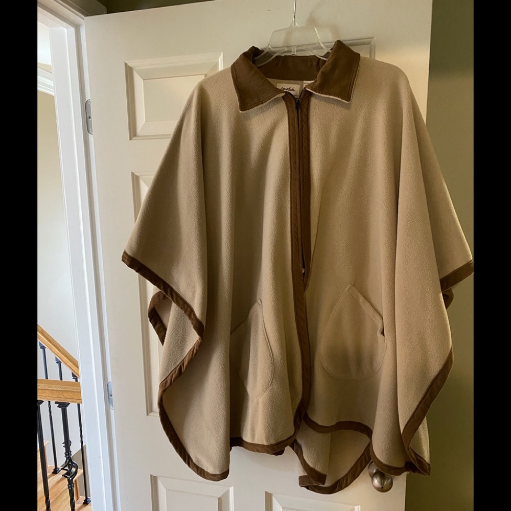 Fleece Cape